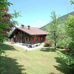chalet-des-3-monts.hotels-rhonealpes.com/